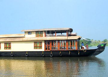 Premium Houseboats